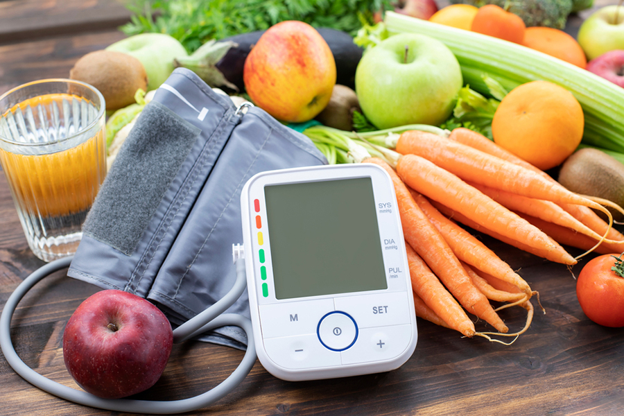 血圧の正常値はどれくらい？40代・50代の血圧が高くなる原因や対処法、家庭での正しい測り方をご紹介