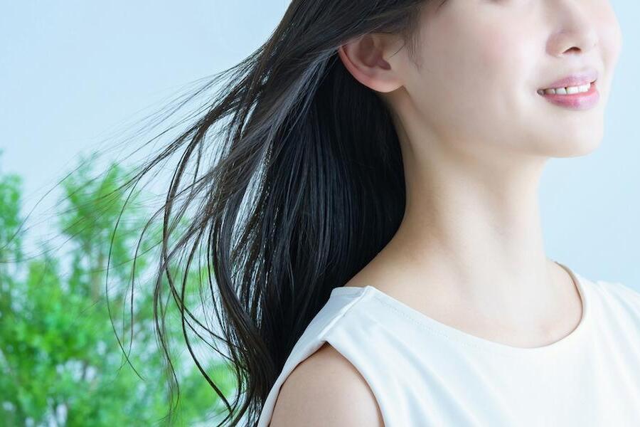 【美容師執筆】髪のツヤがないのはなぜ?原因と対策を知って、できることから始めてみよう