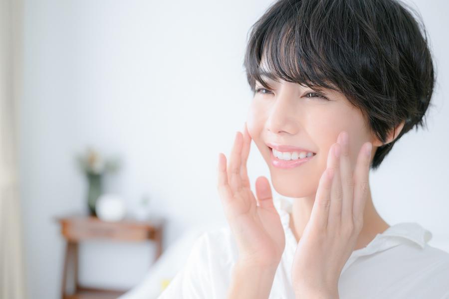 【医師監修】手荒れの原因は乾燥!水仕事が多い人に知ってほしいかさつきの予防法とハンドクリームの塗り方