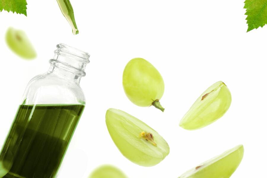 グレープシードオイルの栄養成分を徹底解説!健康・美容のために摂りたいと囁かれる植物油に迫る