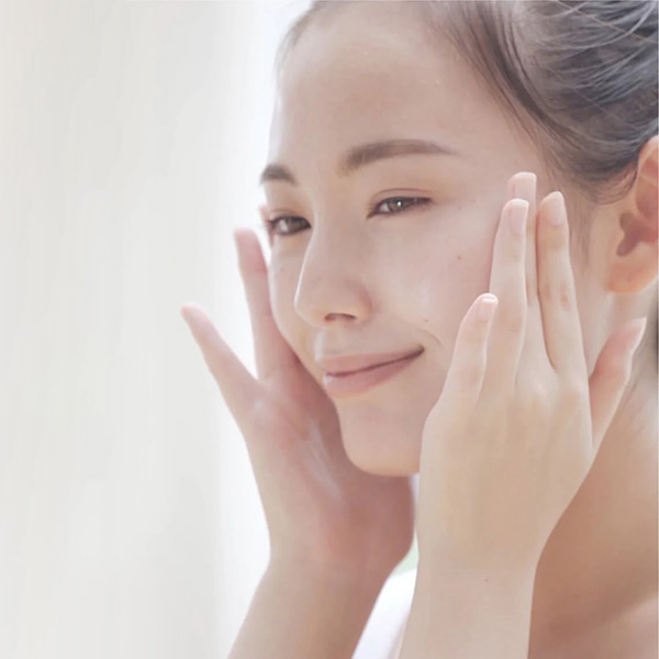 「美肌の敵」である“摩擦”や“乾燥による肌荒れ”を防ぐ
