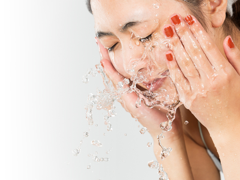 「美肌の敵」である“摩擦”や“乾燥による肌荒れ”を防ぐ