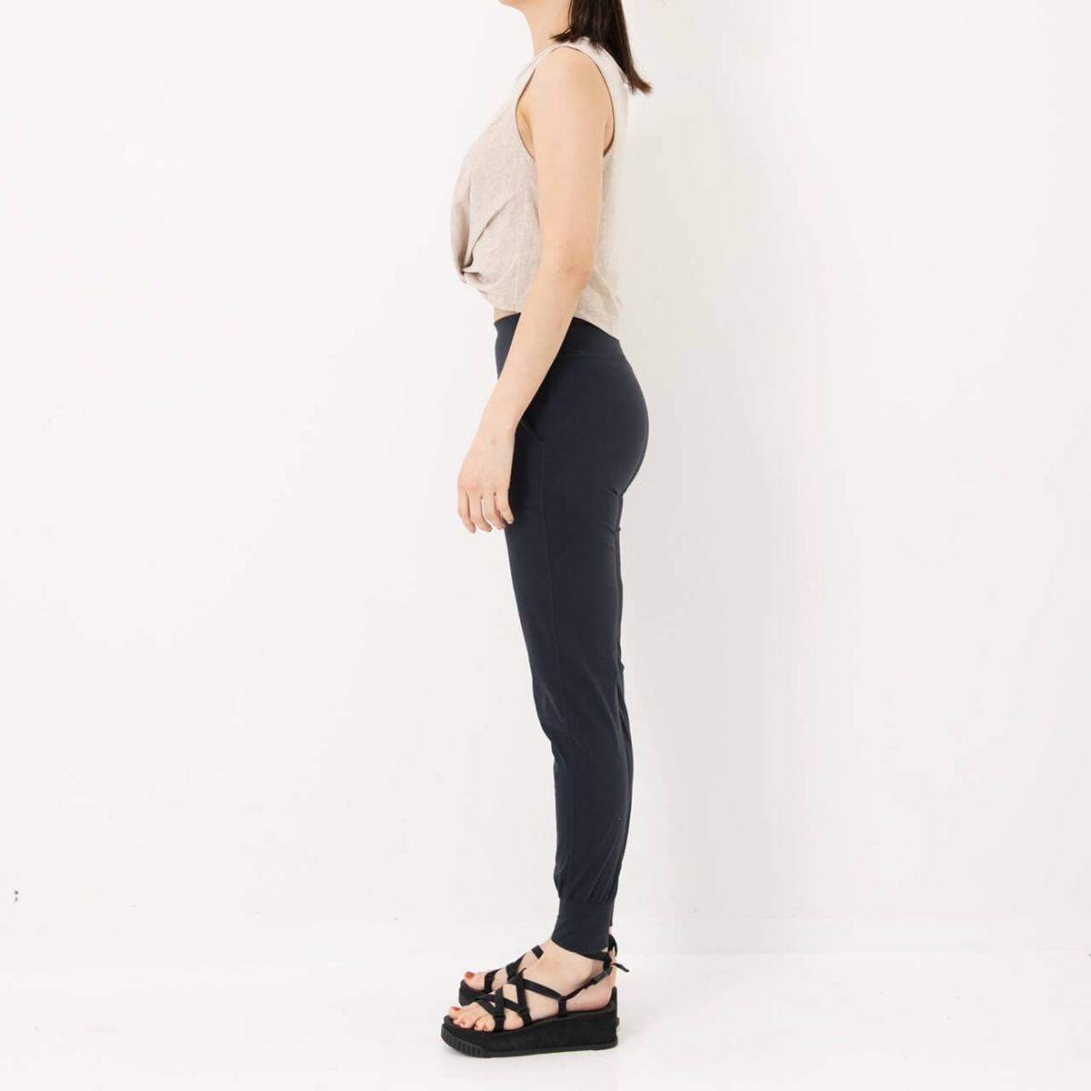 リカバーツイストタンク ブラック S