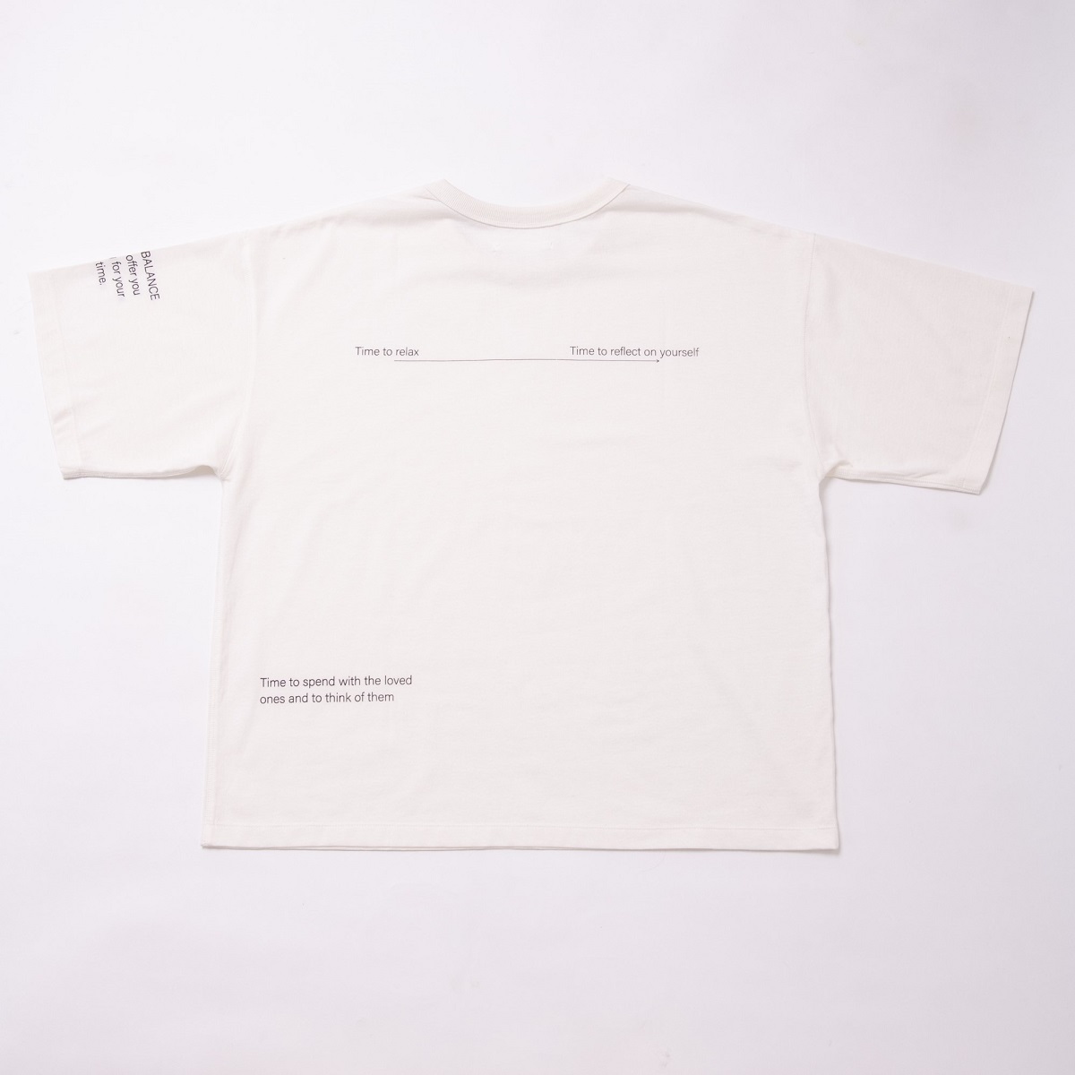 4TIMESロゴ　リカバーTシャツ オフホワイト Ｓ