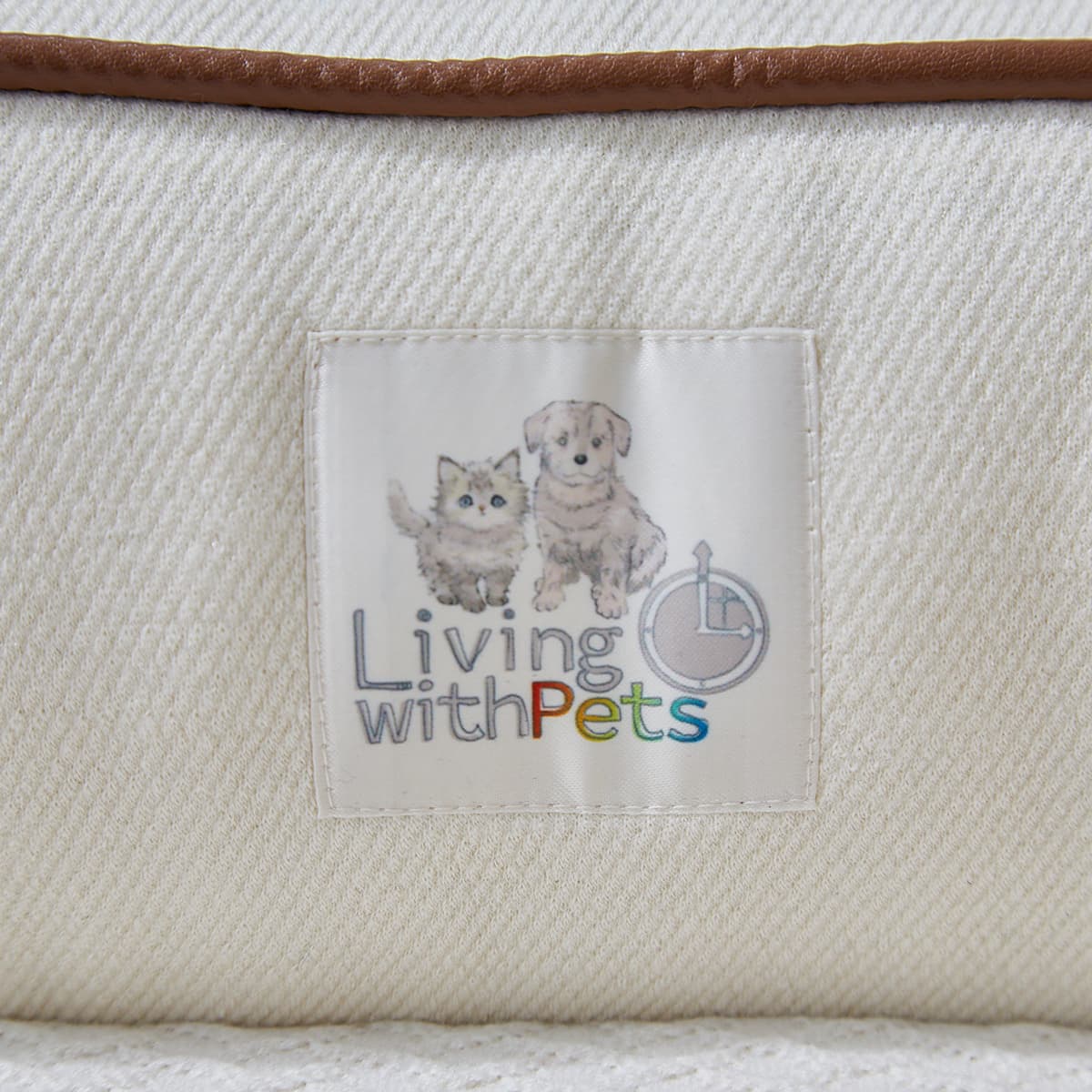 Living with Pets ロゴ入り