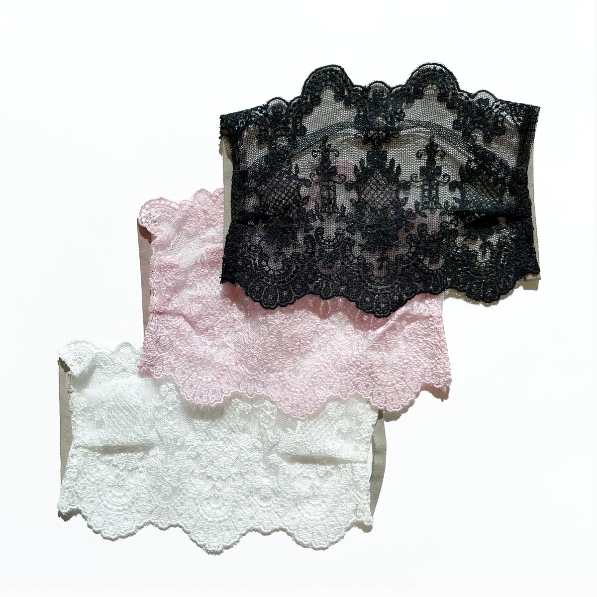 レース仕立てマスクカバー　総レースタイプ　クローバー柄