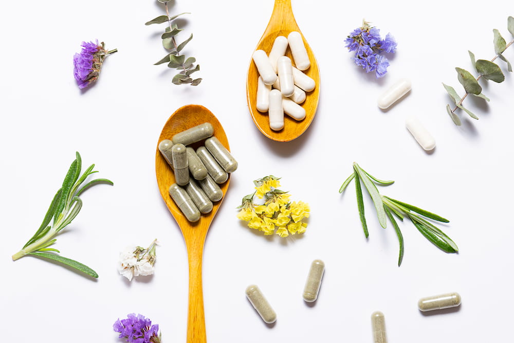 美容のカギはコラーゲン・ヒアルロン酸・さらにイソフラボン・乳酸菌も意識、美容サプリの紹介