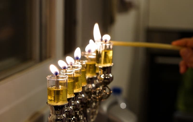 オリーブオイルを歴史から知ろう！エキストラバージンとピュアの違いや成分の特徴なども紹介