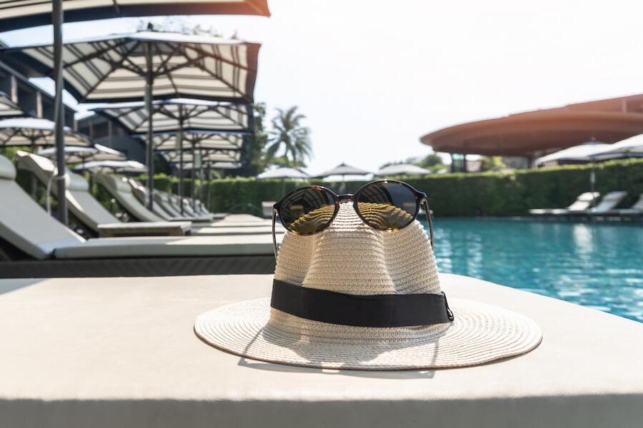 紫外線対策グッズを上手く活用して日焼けを防ごう！「実は怖い紫外線」から身を守る対策を解説