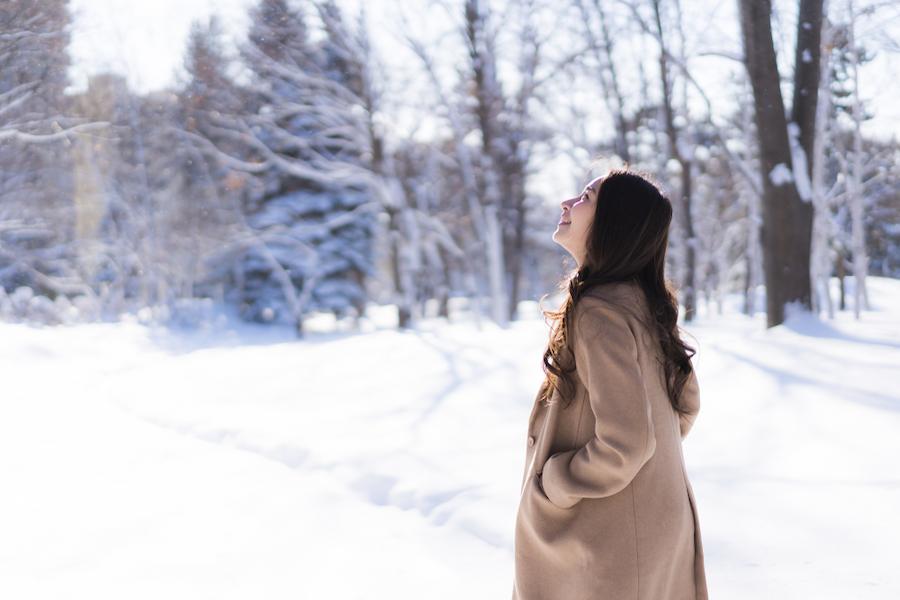 日焼け止めは冬も欠かせない！適切なSPFや、乾燥肌や白くなる悩みに合わせたアイテムを選ぶのが大切