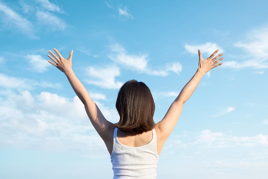 ワキガ改善に脱毛は効果的？それとも症状が悪化する？ケアアイテムも活用しながら脇汗の臭いを軽減させよう