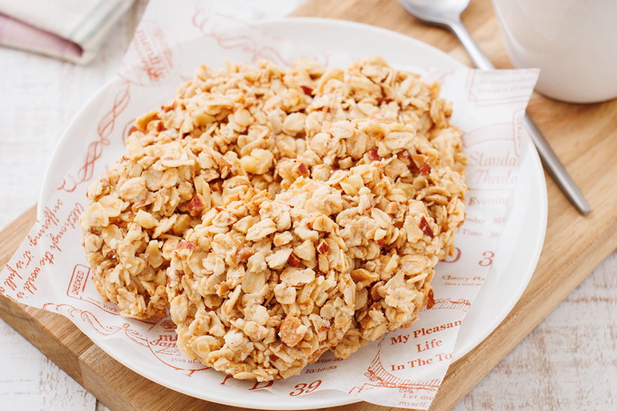 【ハピネスオートミールレシピ②】ザクザク食感オートミールとナッツのクッキー！お菓子にアレンジして大満足おやつに