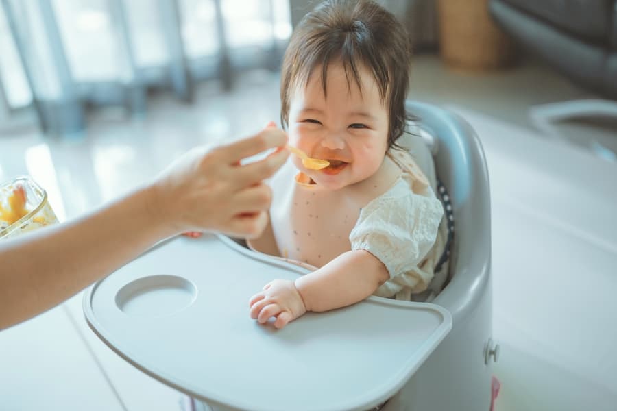 オートミールは離乳食とママの栄養補給にピッタリ！月齢別におすすめな管理栄養士考案レシピ3つを紹介