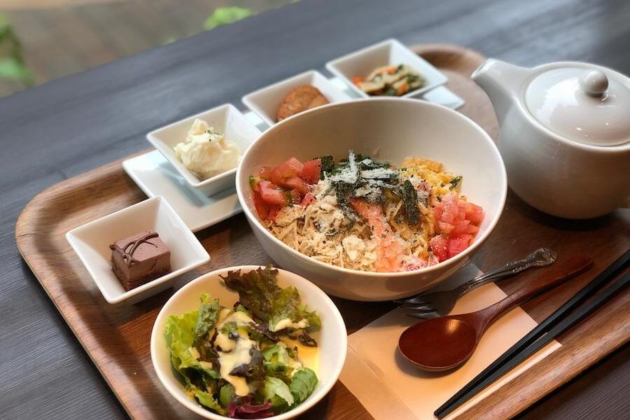 外食でも野菜はしっかり摂れる！管理栄養士が教えるダイエット中でもヘルシーに栄養管理するコツ