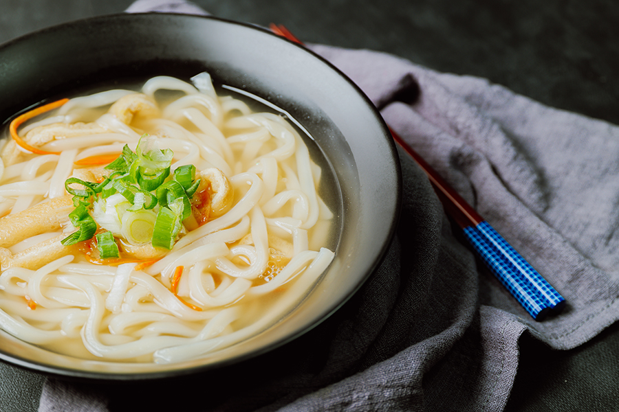 甲状腺検査では何を測定しますか?